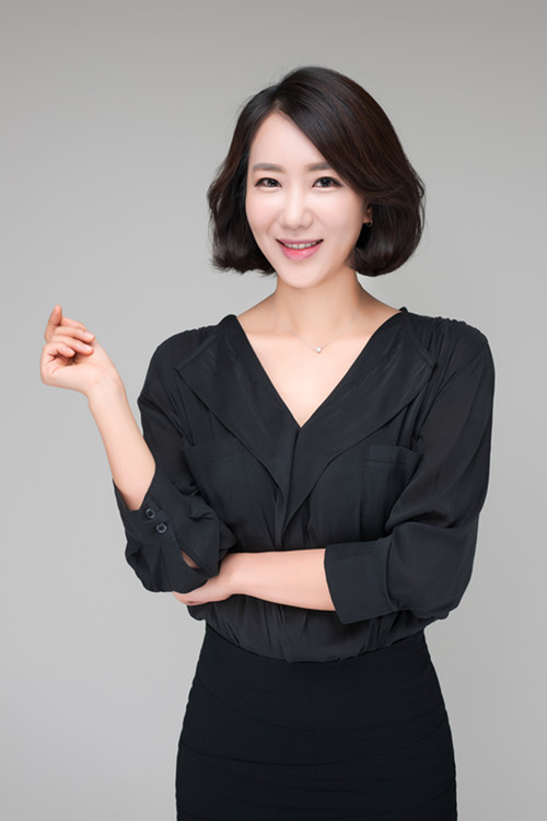 万州千佼填 国际高级纹绣师